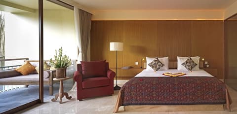 Komaneka at Rasa Sayang, Room