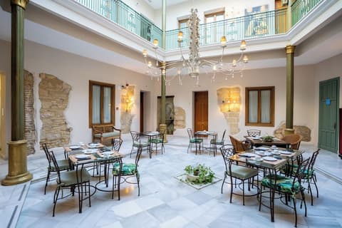 Hotel YIT Casa Grande