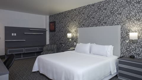 Holiday Inn Express Queretaro by IHG