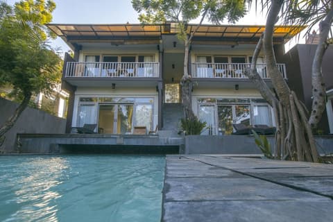 KajaNe Tulamben, Room