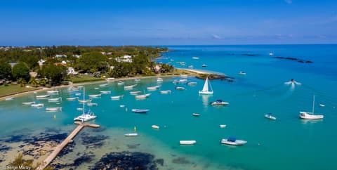 Cape Point Seafront Suites & Penthouse with LOV