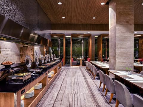 Grand Mercure Jakarta Harmoni