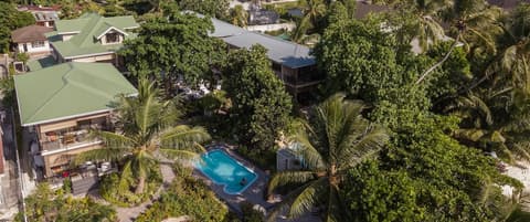 Le Repaire - Boutique Hotel & Restaurant