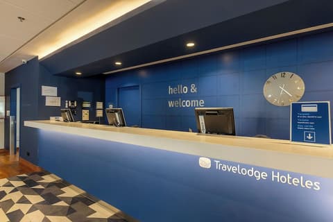 Travelodge Barcelona Poblenou, Reception