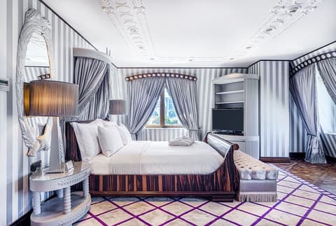 Wyndham Grand Istanbul Kalamis Marina Hotel