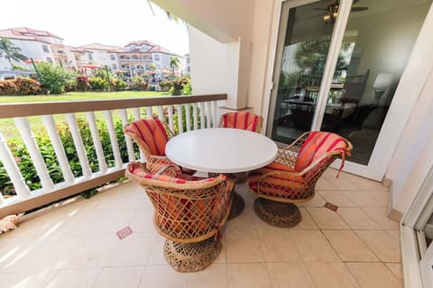 Grand Caribe Belize, Balcony