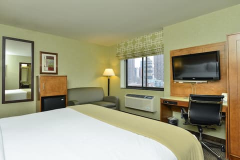 Holiday Inn Express New York - Manhattan West Side by IHG