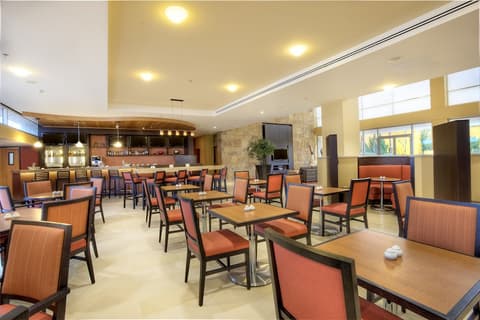 Courtyard by Marriott Leon at the Poliforum