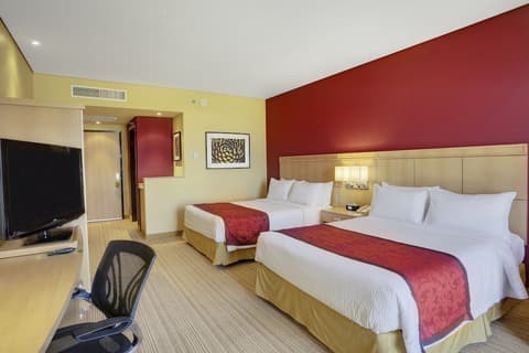 Courtyard by Marriott Leon at the Poliforum