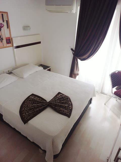 Atalla Hotel, Room