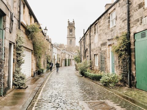 Garner Edinburgh Haymarket by IHG, Point of interest