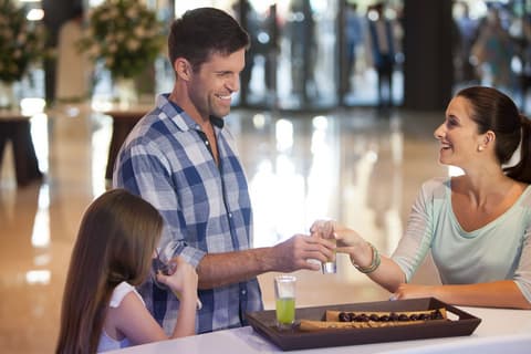 JA Ocean View Hotel, Jumeirah Beach Dubai, Interior entrance