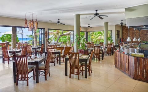 DoubleTree by Hilton Seychelles - Allamanda Resort & Spa
