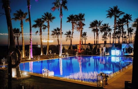 Wine & Books by the Sea, Algarve Resort, Private pool