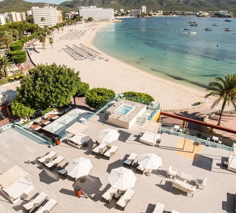 Hotel Seramar Comodoro Playa, View from room