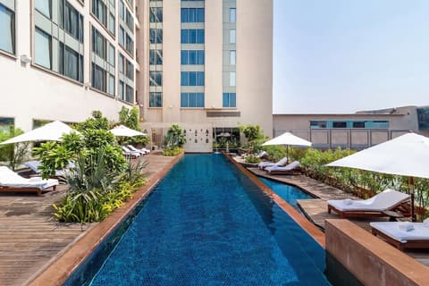 Hyatt Ahmedabad, Pool
