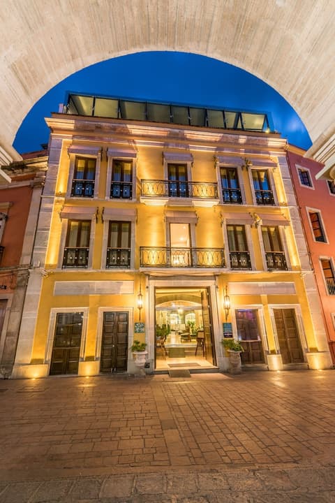 Edelmira Hotel Boutique, Front of property - evening/night