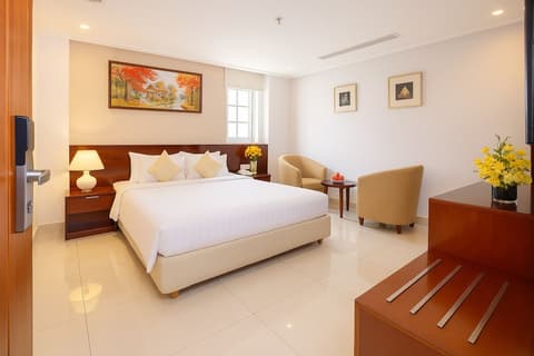 White Lotus Hotel Saigon