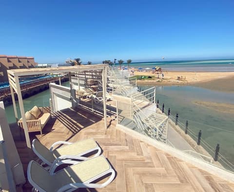 Bellagio Beach Resort