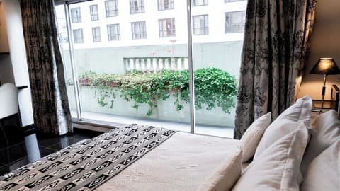 Moreno 820 by DOT Suites, Room