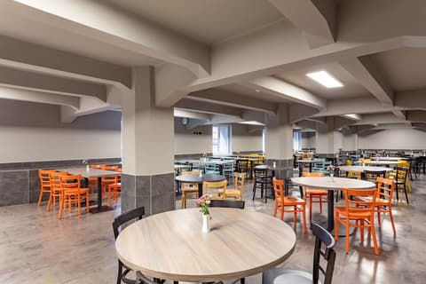 a&o Wien Hauptbahnhof, Breakfast area