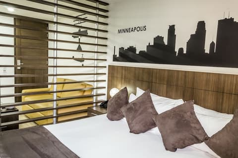 Apartamentos Regency La Feria