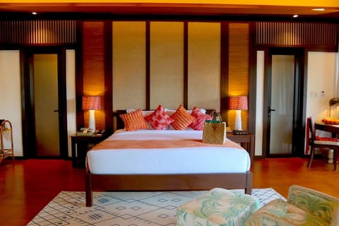 Lihim Resorts