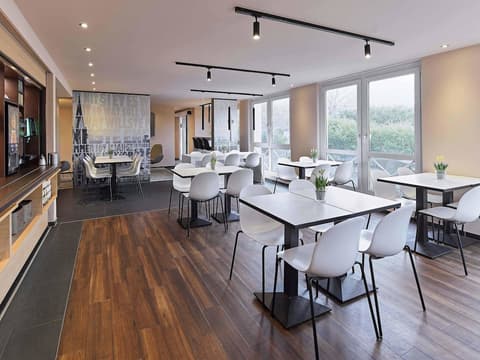 B&B Hotel Köln-West