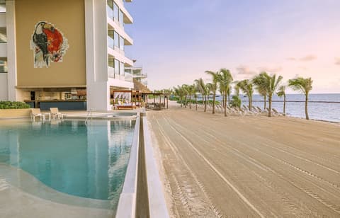 Sensira Resort & Spa Riviera Maya – All Inclusive, Pool