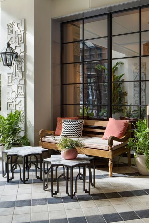 the goodtime hotel, Miami Beach, a Tribute Portfolio Hotel, Lobby lounge