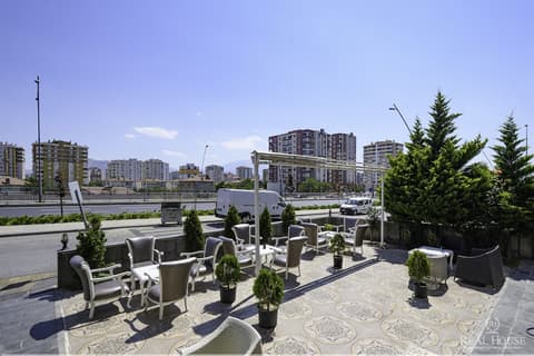 Real House Boutique Hotel