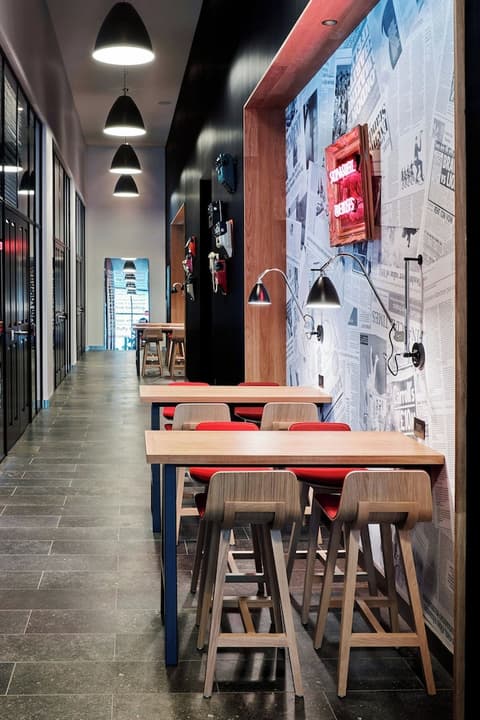 citizenM Los Angeles Downtown