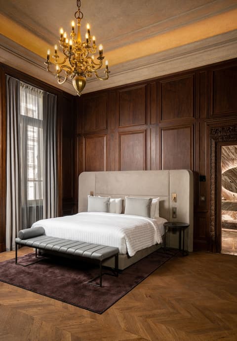 The Marmorosch Bucharest, Autograph Collection