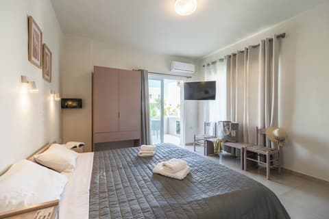 Rhoe Seaside Apartments