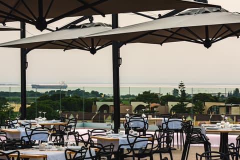 Salina Hotel, Restaurant