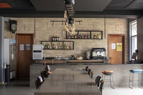 Eseriani The Resort, Dining