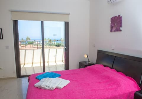 Villa Fortuna Large Private Pool Walk to Beach Sea Views A C Wifi Car Not Required - 2630