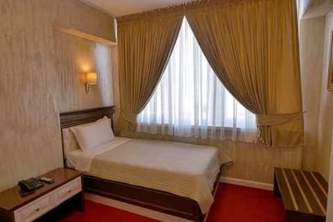 HOTEL ROZAFA