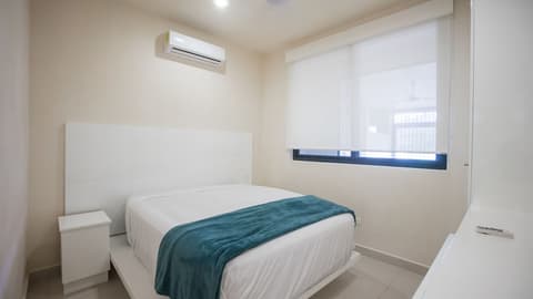 Polo 88 Apartamentos a pasos del Mar, Room