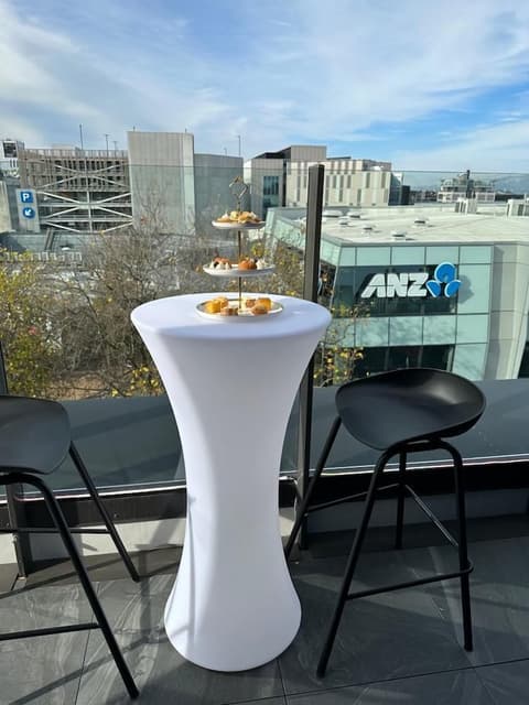 Christchurch City Hotel, Exterior