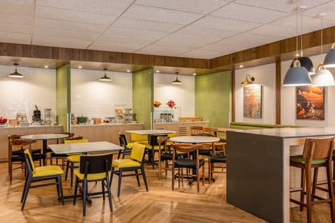 Fairfield Inn & Suites by Marriott Cancun Downtown, Breakfast buffet