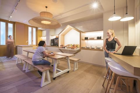 Hôtel LIFE Marseille VP Vieux-Port, Reception