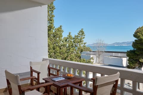 Hydra Beach Resort