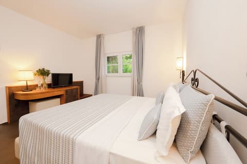 Hydra Beach Resort, Room