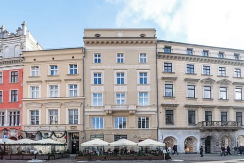 Venetian House Market Square Aparthotel