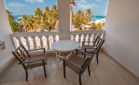 Hotel El Dorado, Room