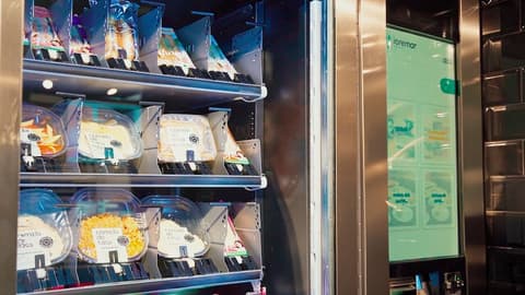 Vertice Roomspace Madrid, Food and drink