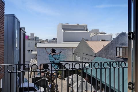 King and Queen Hotel Suites, Terrace/patio