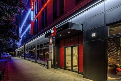 ibis Berlin Kurfürstendamm, Property entrance
