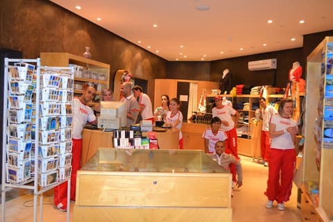 Regency Hotel and Spa, Gift shop